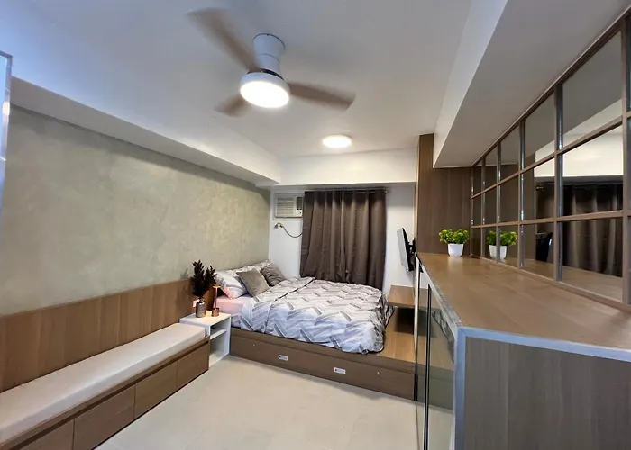 Aparthotel Near Ayala Bloc - Avida Riala It Park 3*