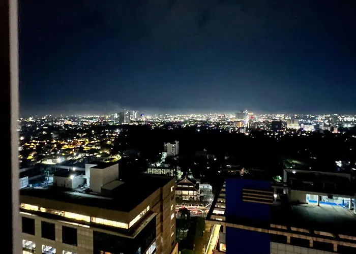 Near Ayala Bloc - Avida Riala It Park