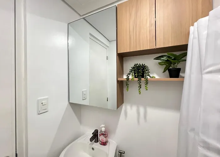 Near Ayala Bloc - Avida Riala It Park 3*